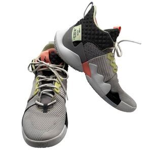 Nike Men's‎ Jordan Why Not Zer0.2 Basketball Shoes Grey-White Size 10.5